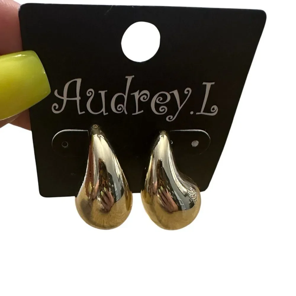Audrey.L Gold Teardrop Earrings